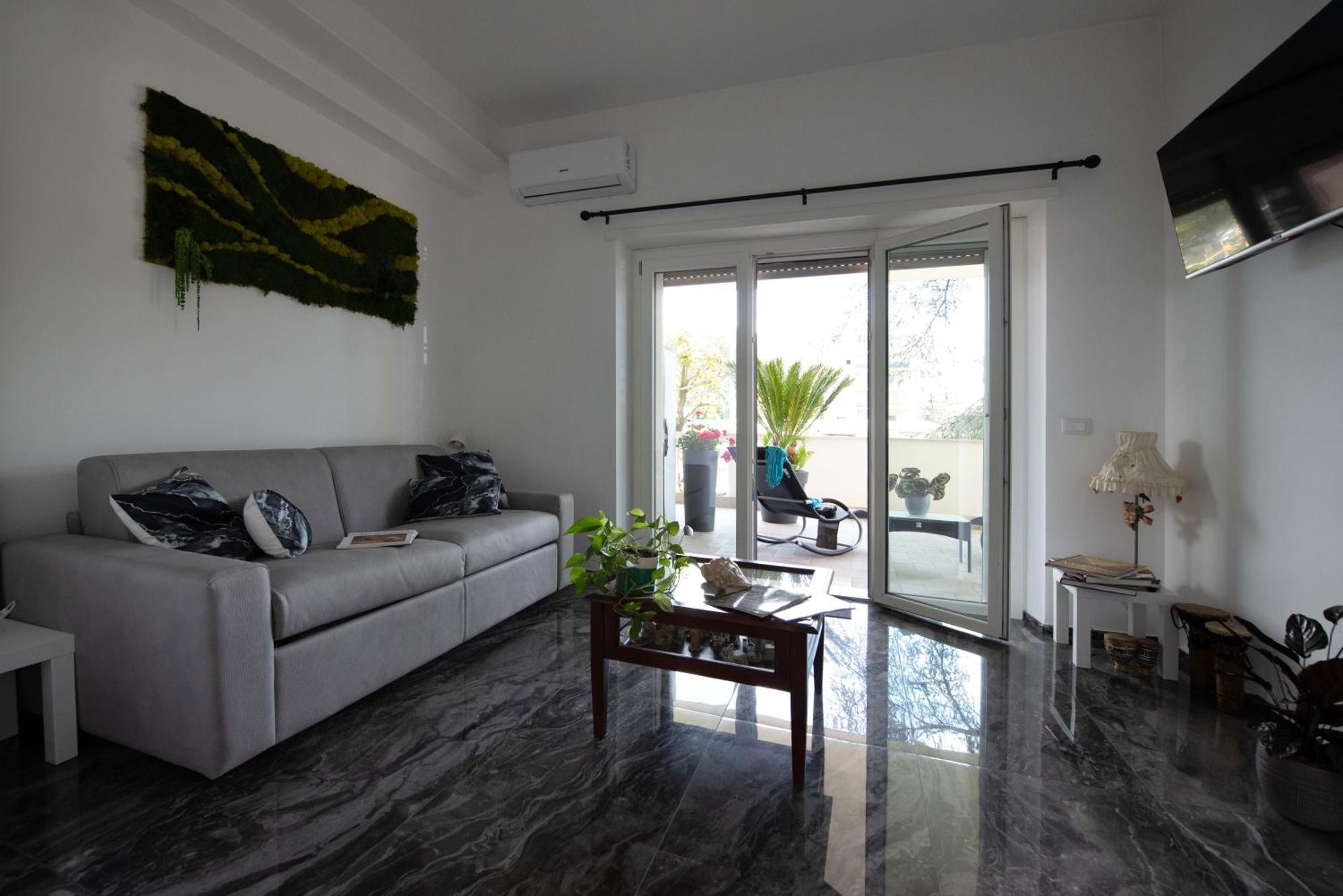 Home Big Crire At 724 Roma Esterno foto